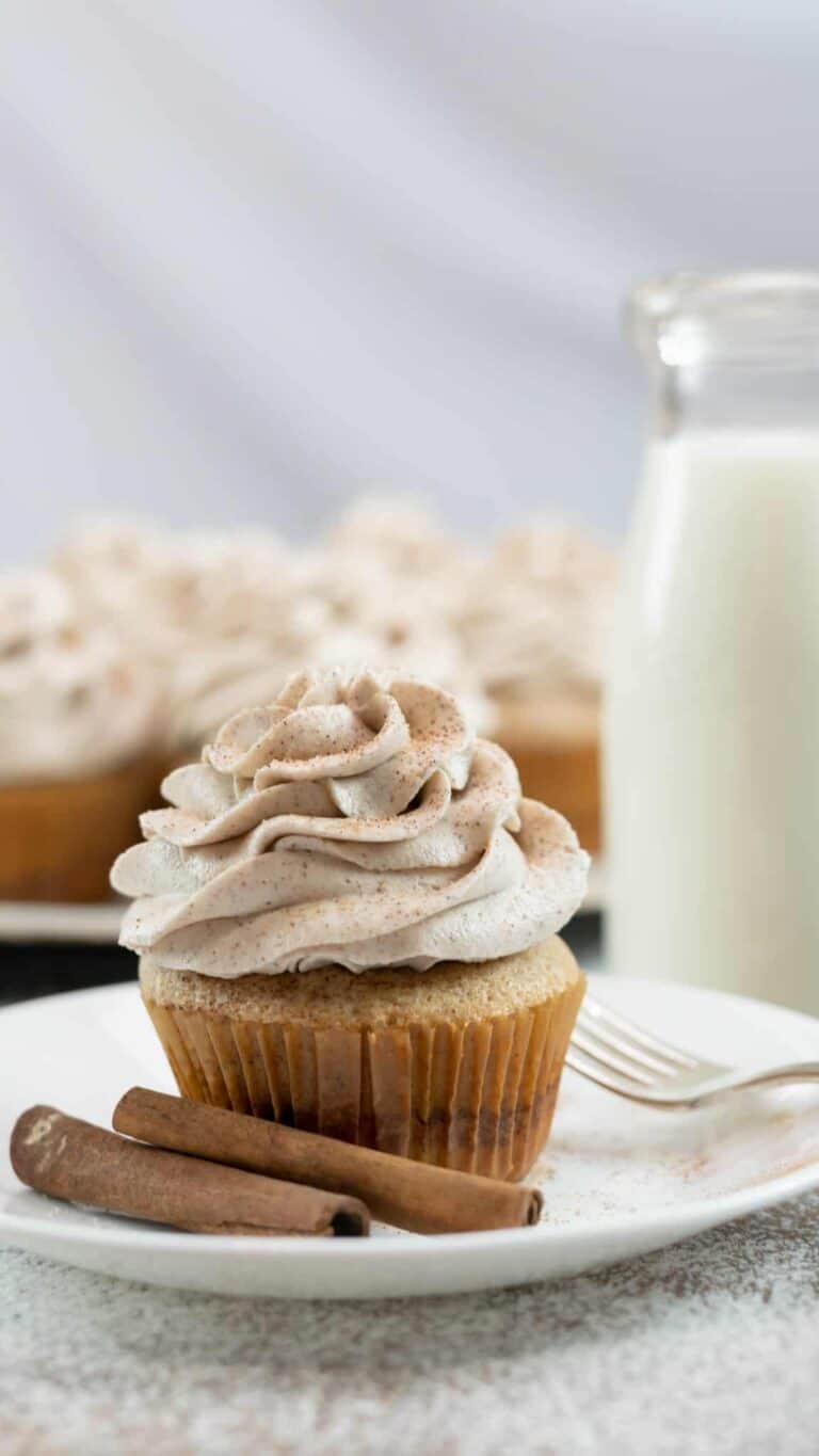 Vanilla Cinnamon Sugar Swirl Cupcakes Recipe
