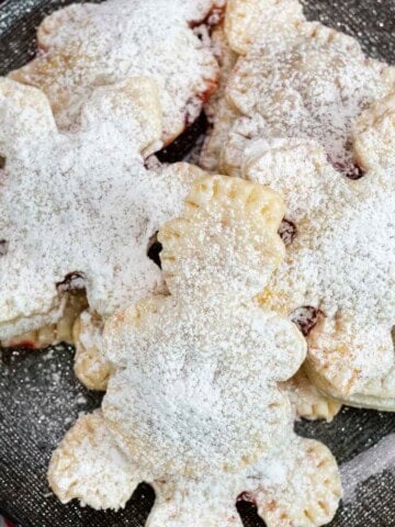 Christmas Hand Pies Featured Image.