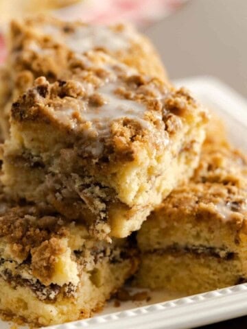 sour cream coffee cake