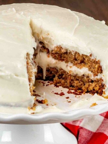 Classic Carrot Cake with Cream Cheese Frosting sliced featured image.