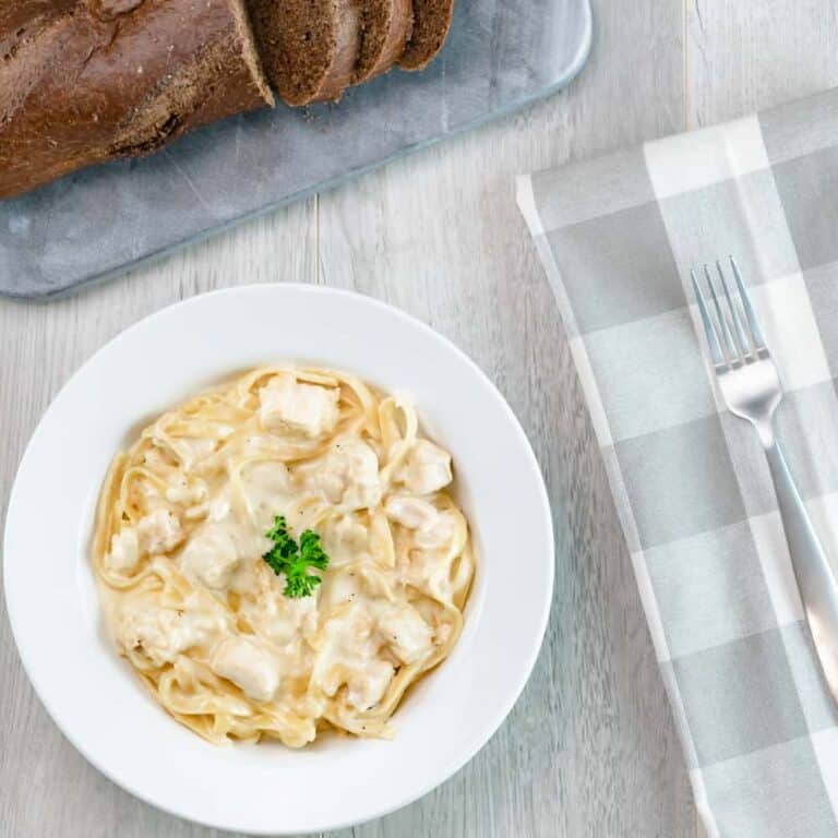 Instant Pot Chicken Fettuccine Alfredo