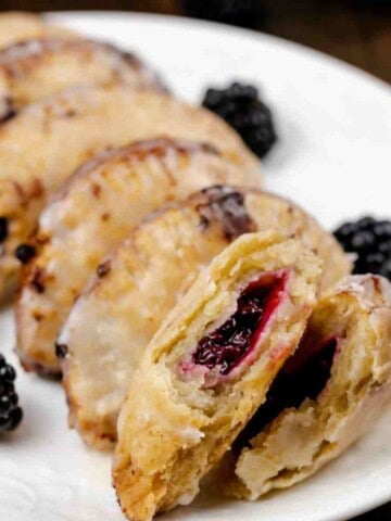 Fried Blackberry Hand Pies featured image.