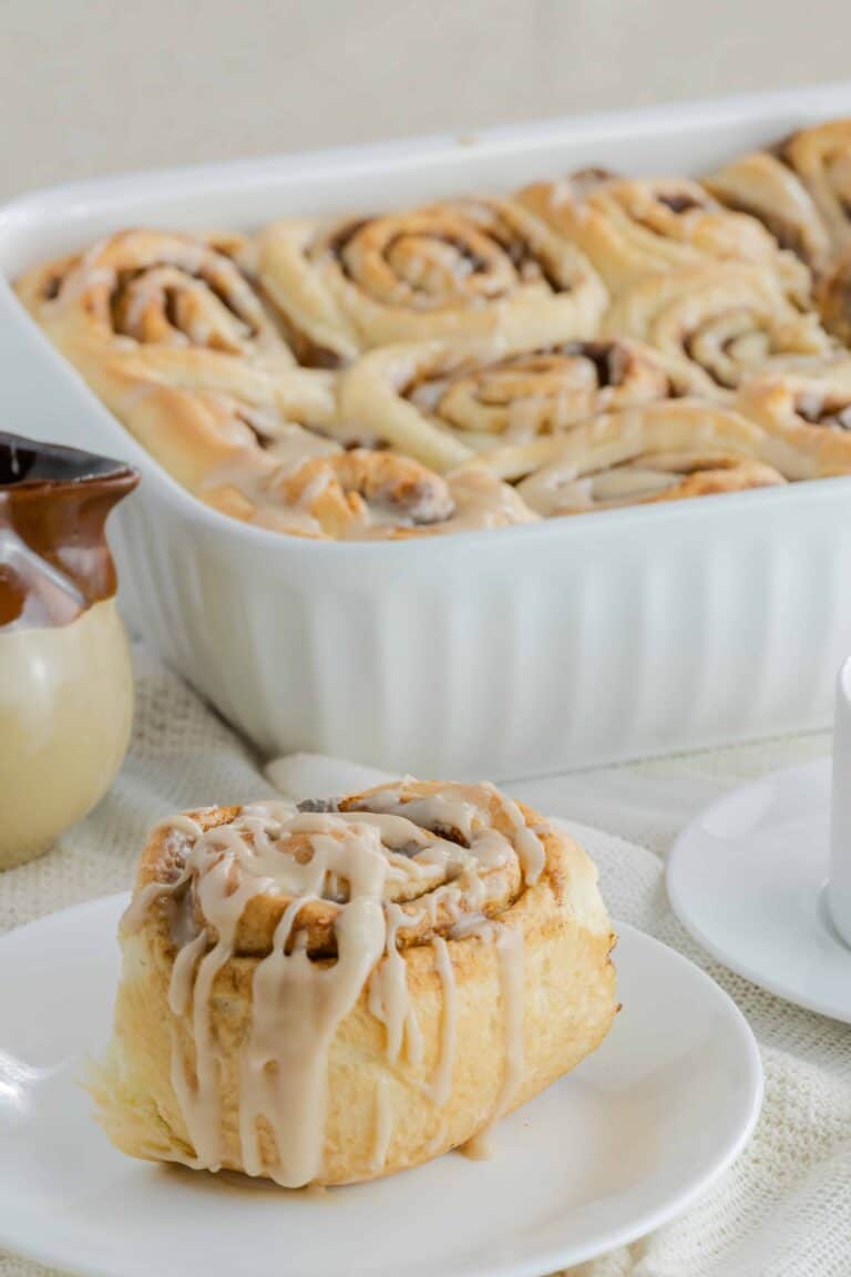 Mocha Cappuccino Cinnamon Rolls