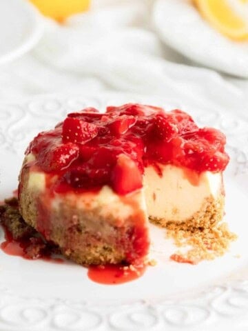 Instant Pot Strawberry Cheesecake 4