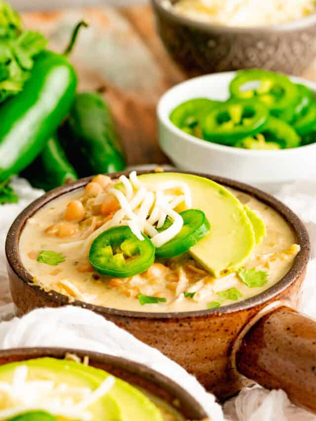 cropped-instant-pot-salsa-verde-chicken-chili-3.jpg