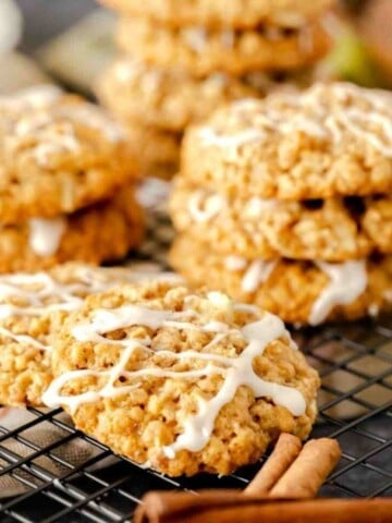 Apple Cinnamon Oatmeal Cookies featured image.