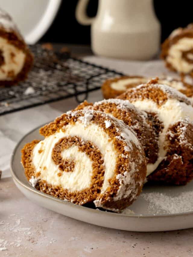 cropped-Pumpkin-Roll-2.jpg