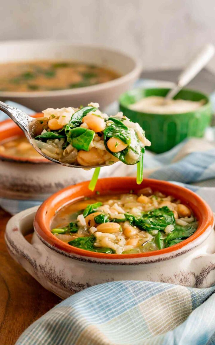 Spinach and White Bean Soup - Mama Needs Cake®