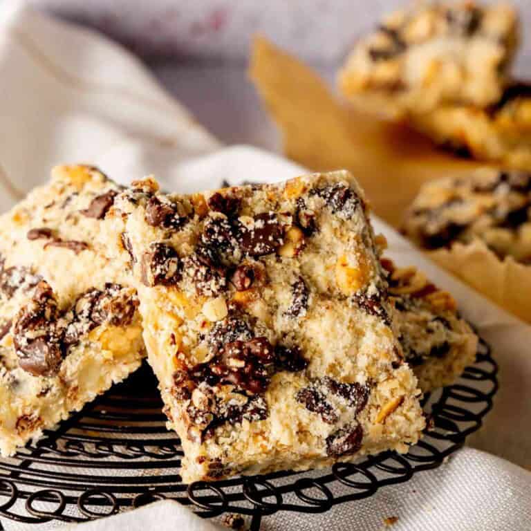 Chocolate Oat Bars featured image.