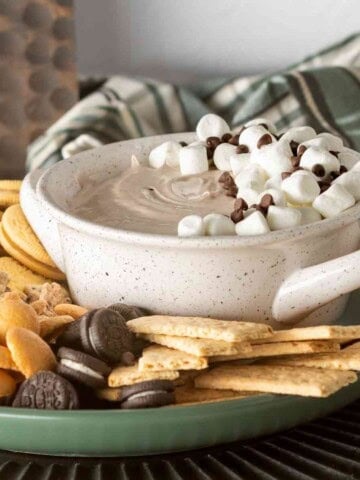 Hot Cocoa Dip featured image.