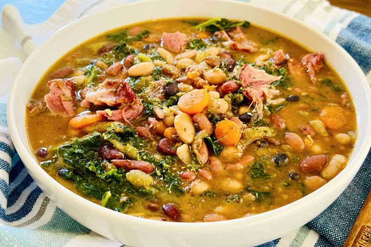 Fall Crockpot Recipes - Slow Cooker 15 Bean Soup with Kale - Flavorful Eats.