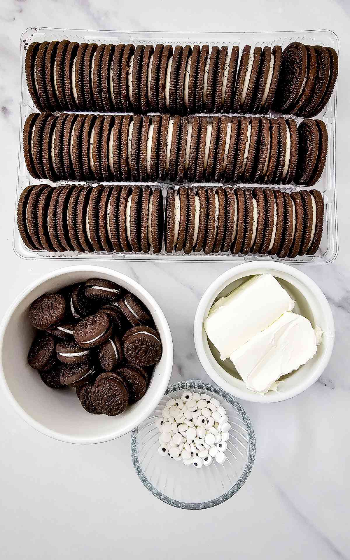 Ingredients for Halloween Oreo Cookies.