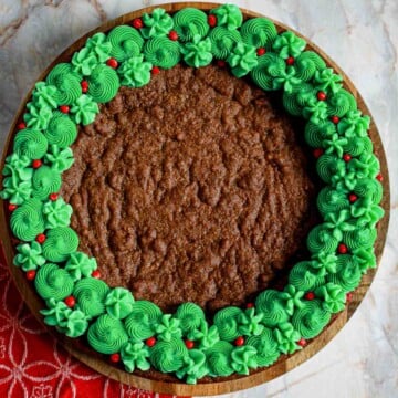 Christmas Cookie Cake featured image.