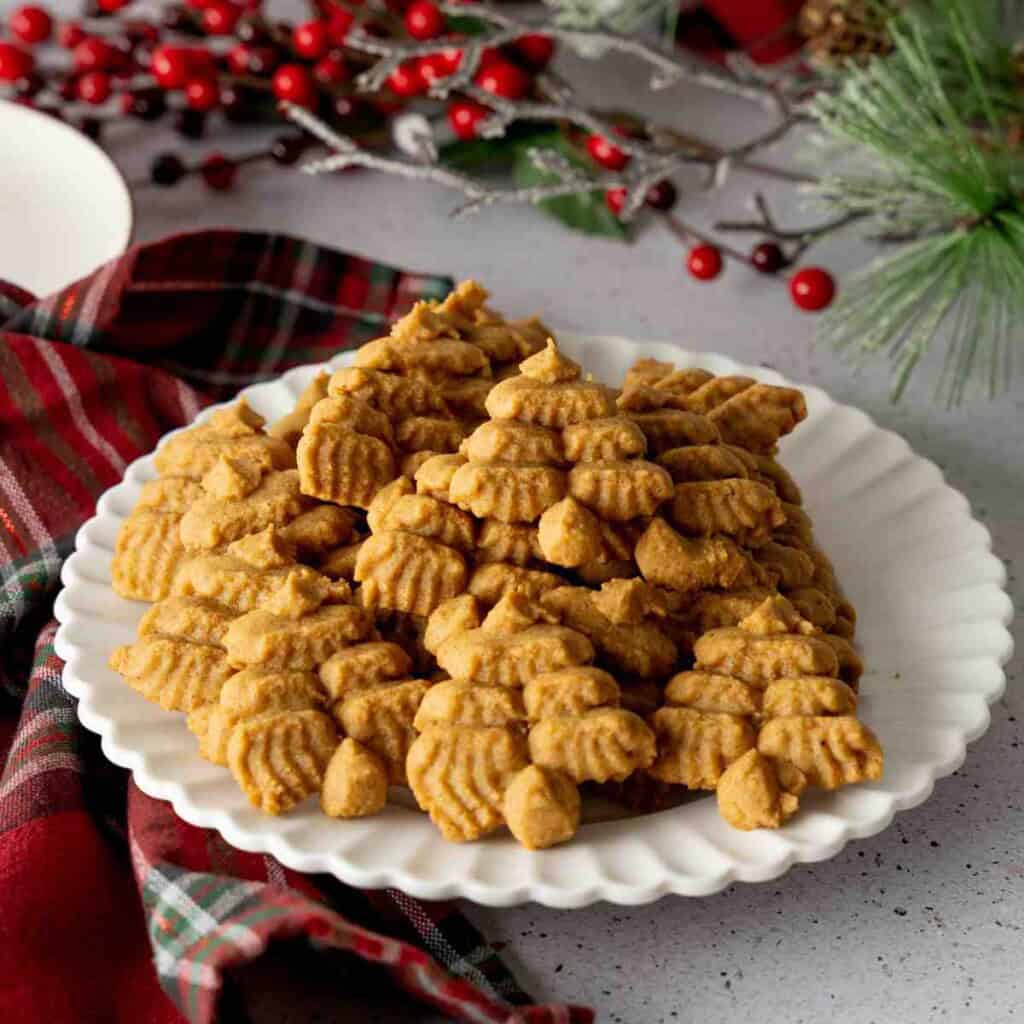 Molasses Spritz Cookies featured image.