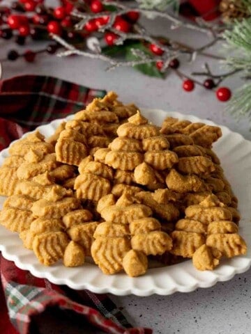 Molasses Spritz Cookies featured image.