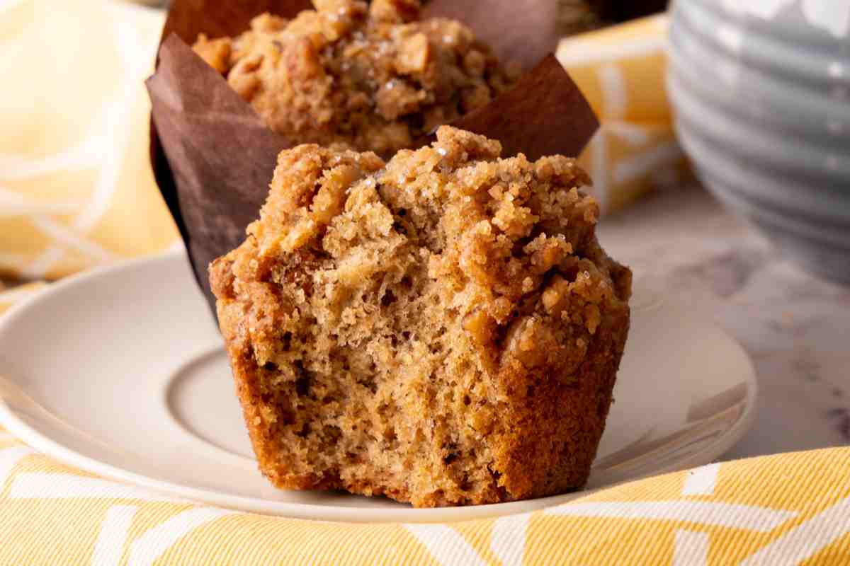 Banana and Walnut Muffins msn image.