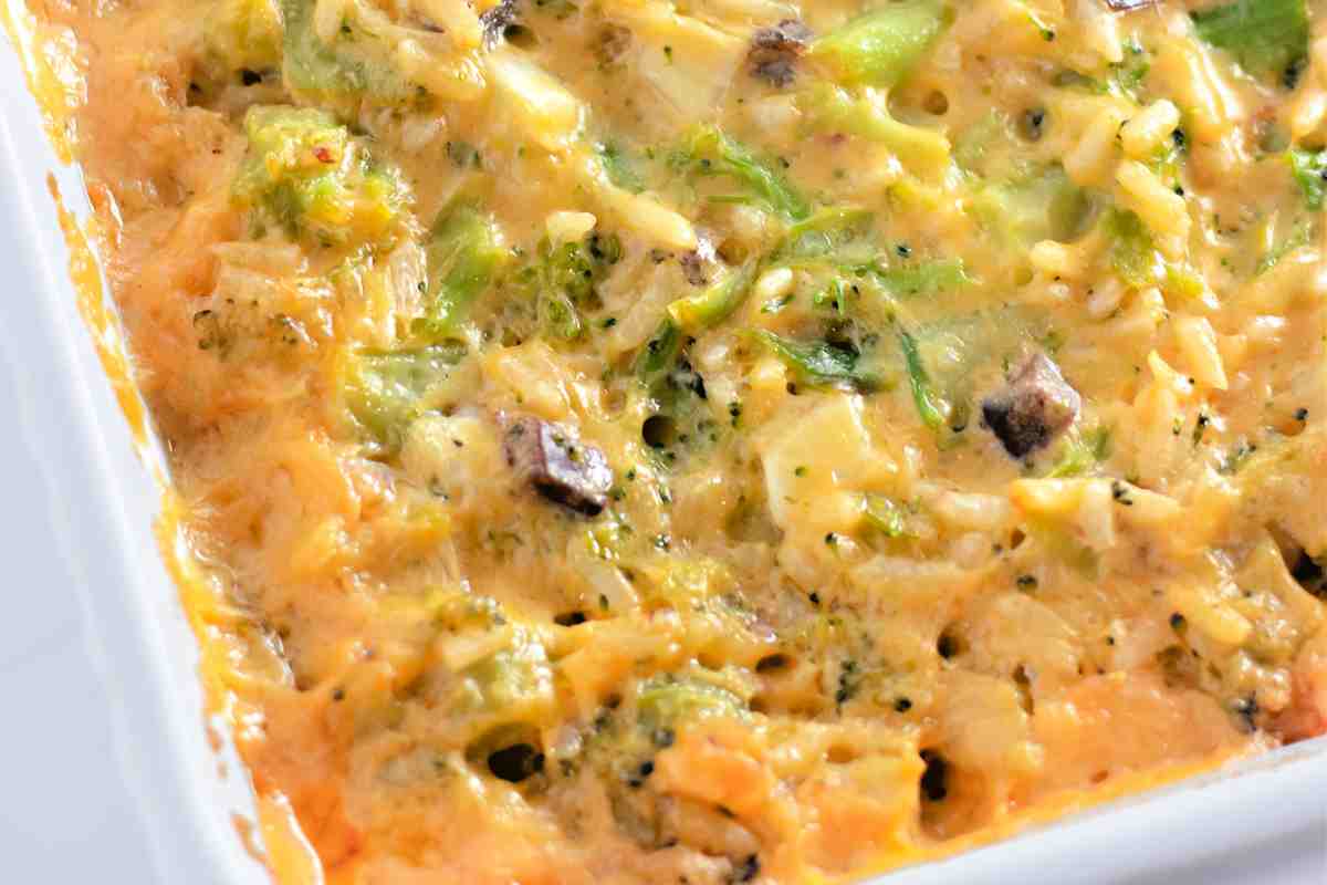 Cheesy Broccoli Rice Casserole msn image.