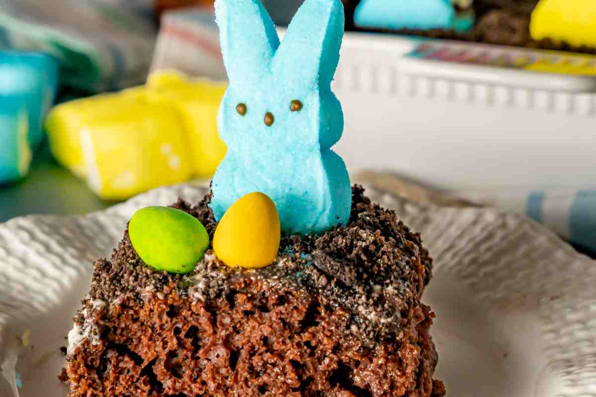 Easter Pudding Poke Cake msn image.