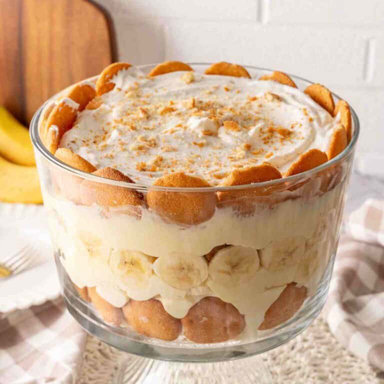 Southern banana pudding featured image.