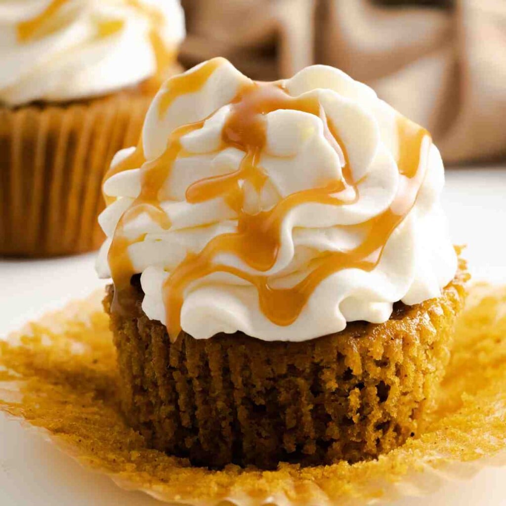 Pumpkin Spice Latte Cupcakes featured image.